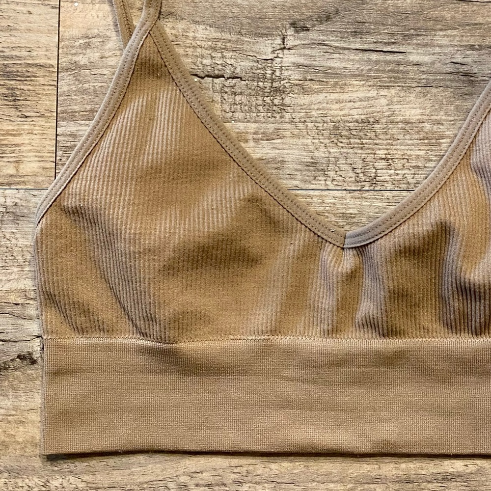 💥SOLD ON DEPOP💥 Tan Ribbed Bralette // US S